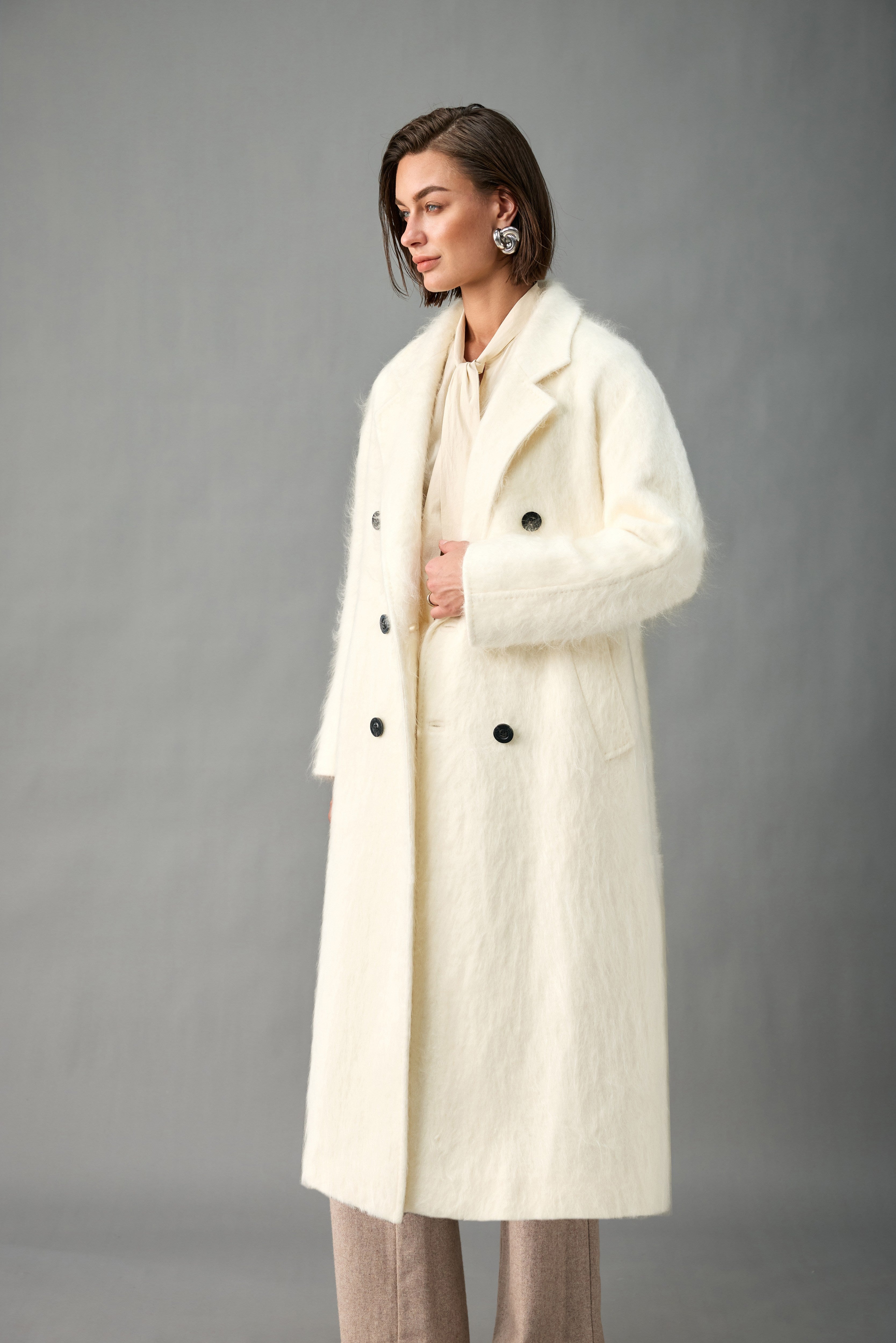 Evelluna Double-Breasted Brushed 100% Cashmere Long Coat
